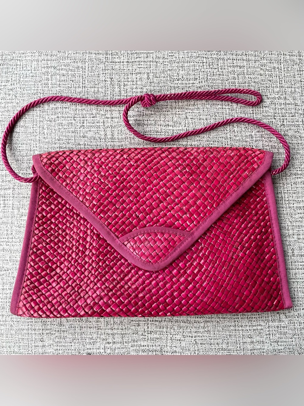 Vintage Liz Claiborne Fushcia Pink Straw Envelope Clutch Purse Large